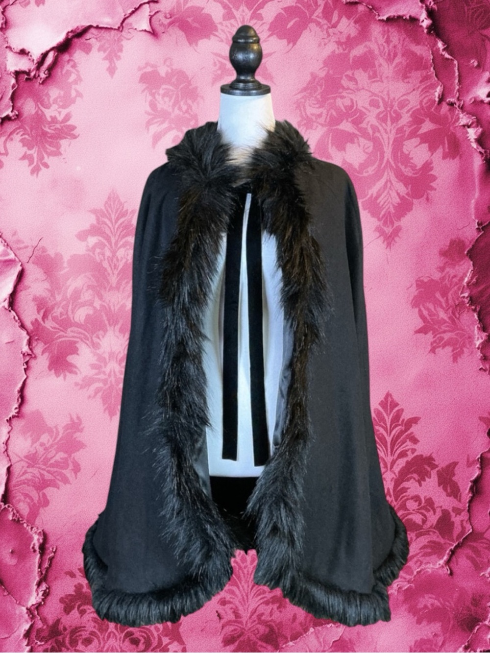 Collectif NWT Retro Glam Victorian Goth Old Hollywood Faux Fur Black Cape XS/S